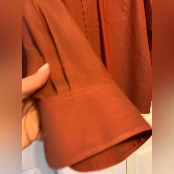 Van Heusen Mens Regular Fit Dress Shirt, 17 1/2, 34/35, Rust , Like New - Picture 4 of 14